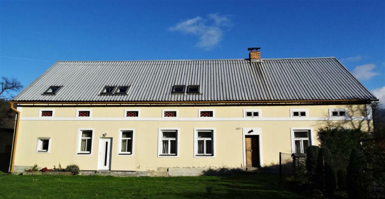 U Nas - Apartman Zajic Vapenna エクステリア 写真
